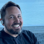 IYO One, o computador de ouvido